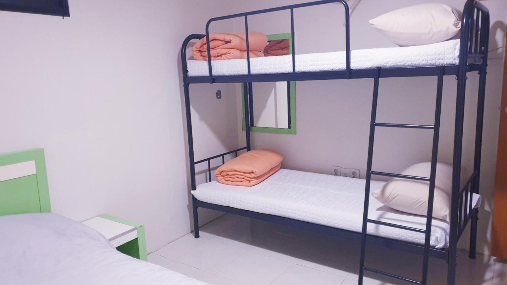 Hostel Long Sinchon Hongdae *