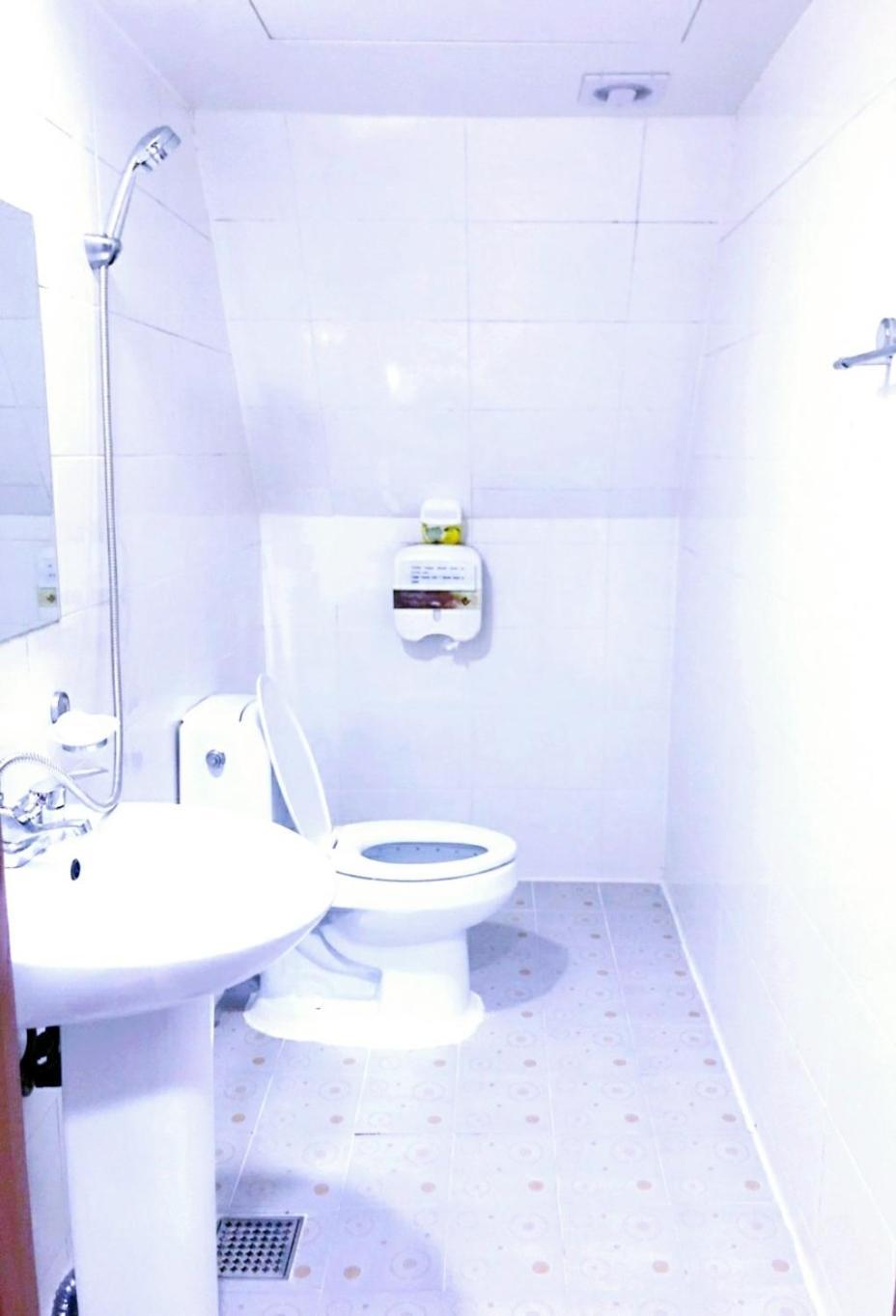 Hostel Long Sinchon Hongdae