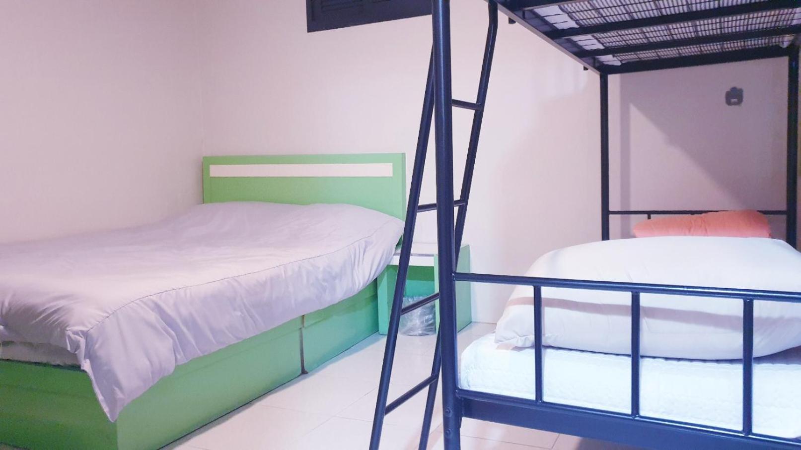 Hostel Long Sinchon Hongdae